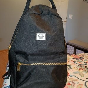 herschel mid nova backpack